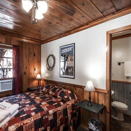 Apache Village Cabinette 11, Queen Bed, Midtown, Sleeps 2 鲁伊多索 外观 照片