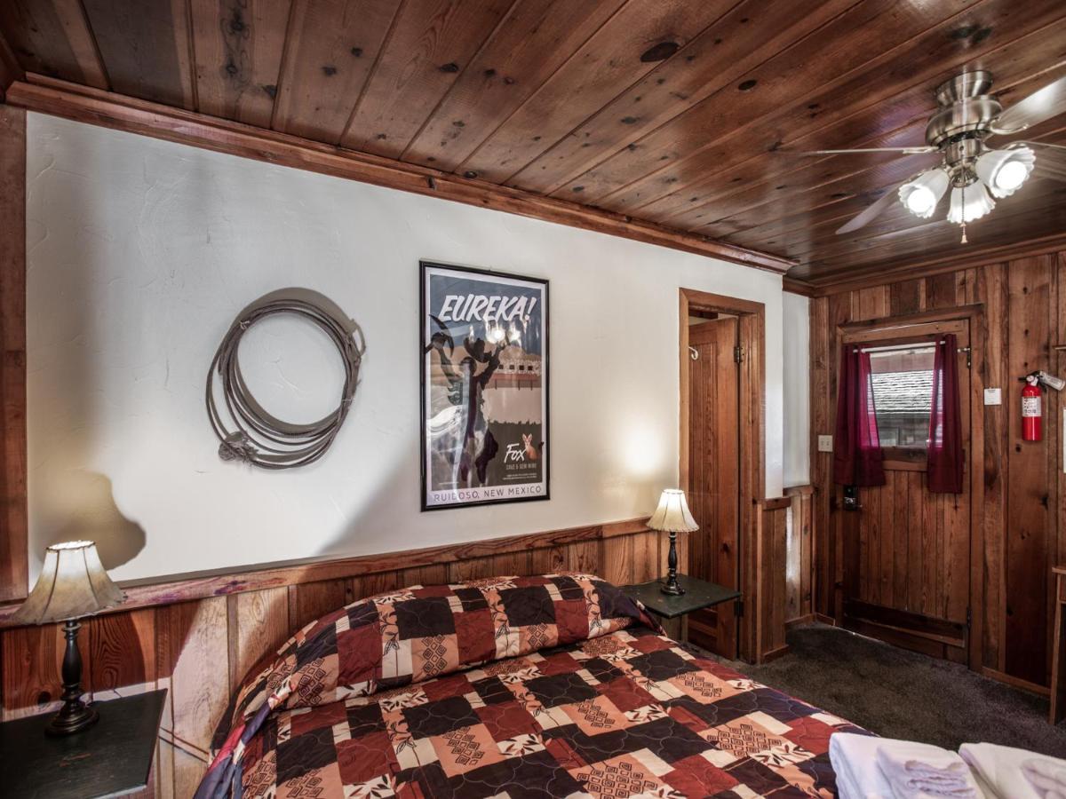 Apache Village Cabinette 11, Queen Bed, Midtown, Sleeps 2 鲁伊多索 外观 照片